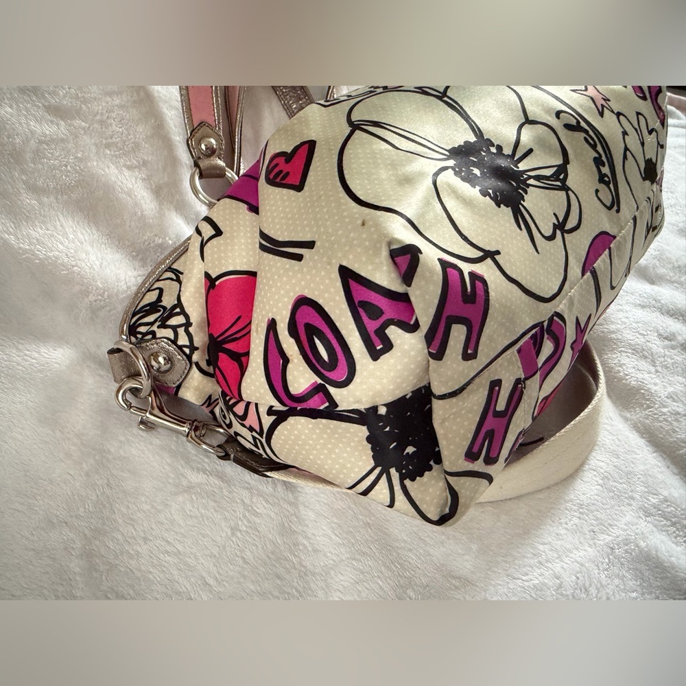 Coach Poppy Petal Print Lurex Rocker Hand Bag Crossbody Bag Strap #16308 EUC - Picture 8 of 11